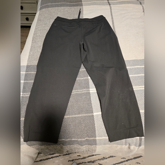 Lululemon pants - Picture 2 of 4
